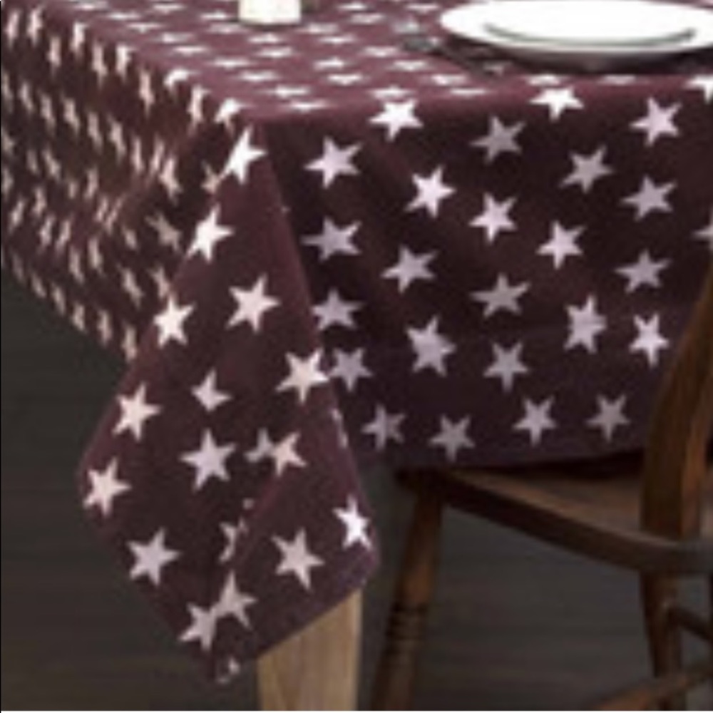 VHC Multi Star Red Tablecloth 60x80